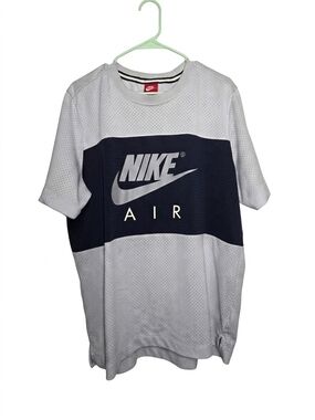 Nike Air Men's Grey and Blue Athletic Tee